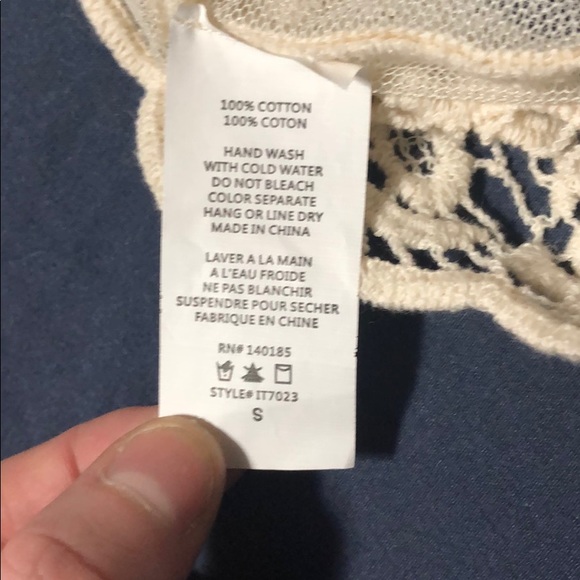 "PHASE ONE" Mesh crochet tank top - Picture 6 of 7